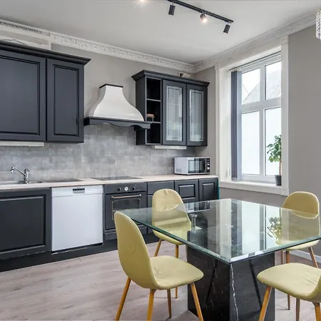 3 Bedroom Aalesund Sentrum Borgundvegen Apartment *